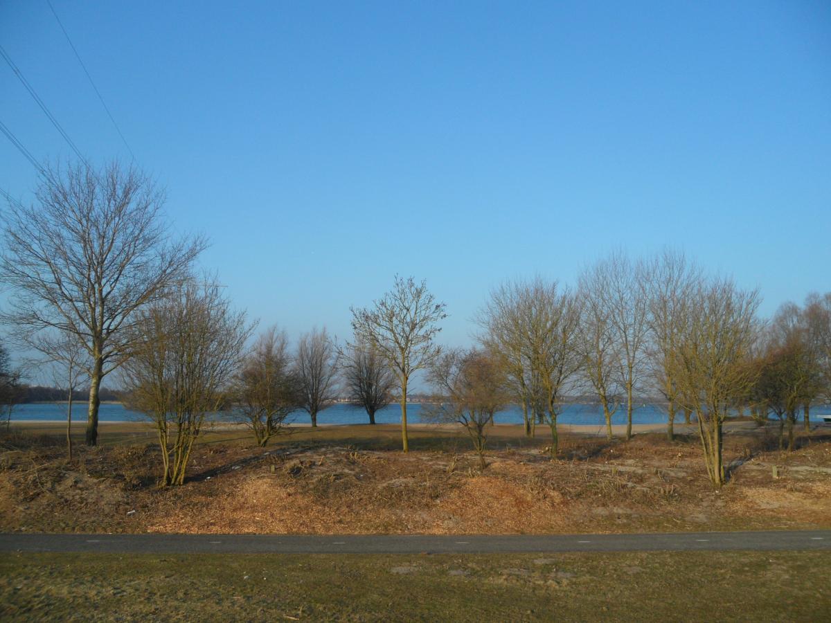 De nieuwe plek voor Strandbewakingspost Almeerderstrand - voor de plaatsing De nieuwe plek voor Strandbewakingspost Almeerderstrand - voor de plaatsing